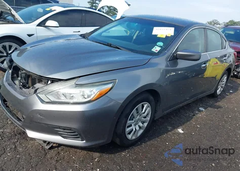 2016 Nissan Altima 2.5/2.5 S/2.5 Sl/2.5 Sr/2.5 Sv z USA, uszkodzony, nr VIN 1N4AL3AP7GC154728